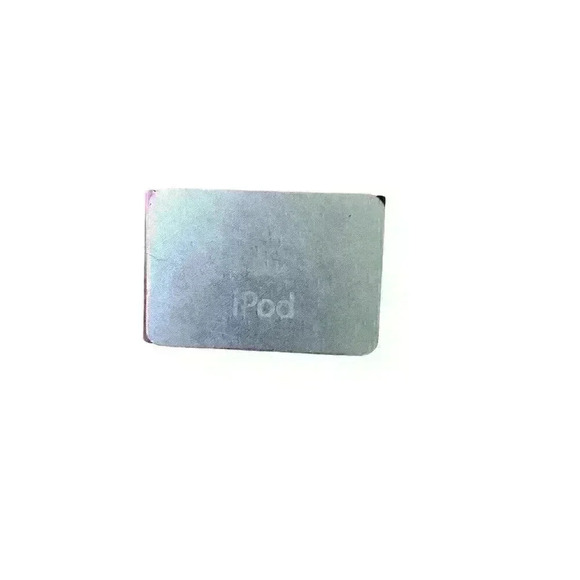 Apple iPod-Magenta-Serial No. 5C848VFGVTE with Charging Dock - Picture 2 of 4